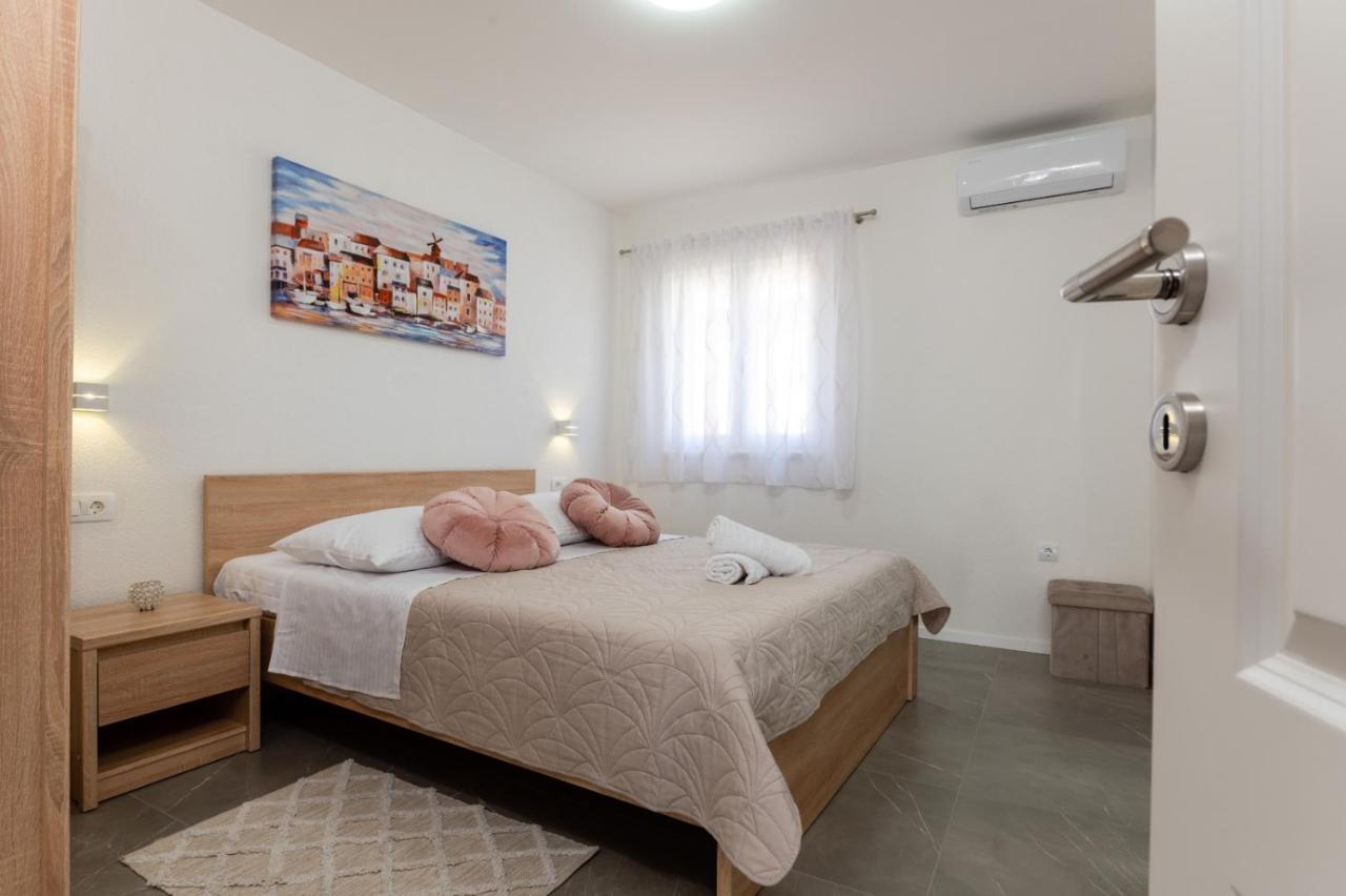 Apartment Vuletin Kaštela Zewnętrze zdjęcie