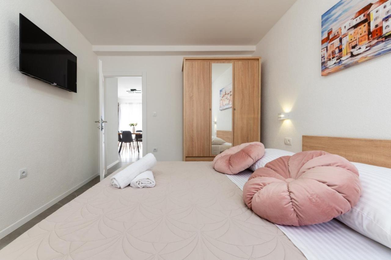 Apartment Vuletin Kaštela Zewnętrze zdjęcie