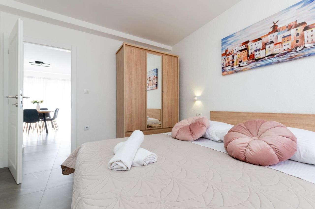 Apartment Vuletin Kaštela Zewnętrze zdjęcie