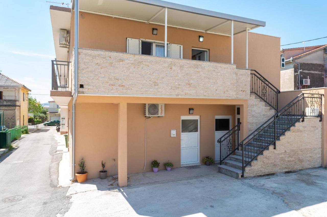 Apartment Vuletin Kaštela Zewnętrze zdjęcie