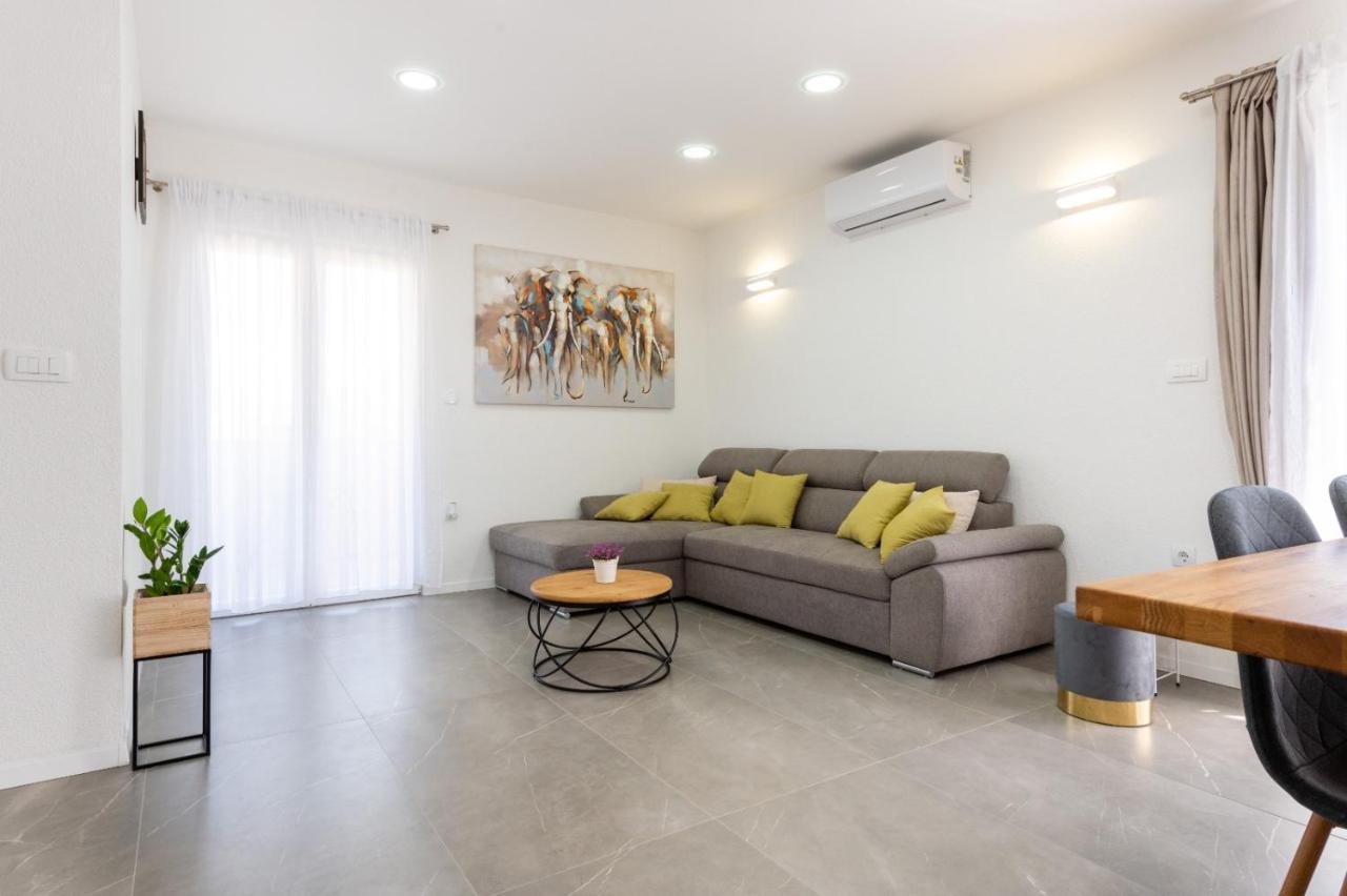 Apartment Vuletin Kaštela Zewnętrze zdjęcie