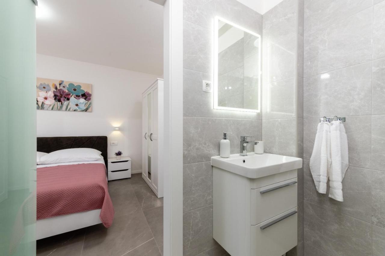Apartment Vuletin Kaštela Zewnętrze zdjęcie