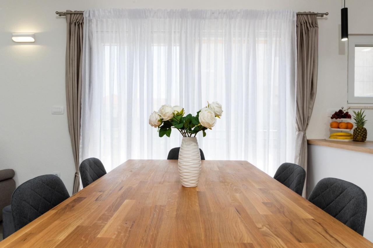Apartment Vuletin Kaštela Zewnętrze zdjęcie