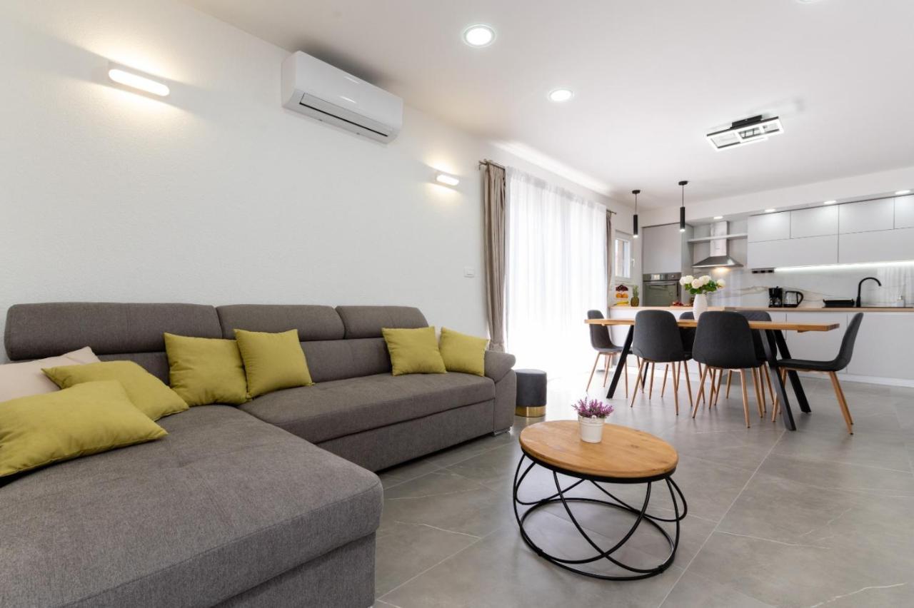 Apartment Vuletin Kaštela Zewnętrze zdjęcie